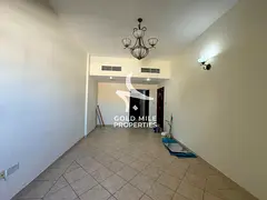 Affordable price || Family building || Near Moe and Metro