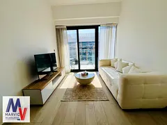 1BR Apartment | Balcony | Lagoon &amp; Downtown View