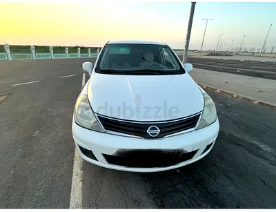 Nissan tida one owner