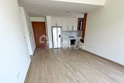 Corner | Boulevard view | Vacant