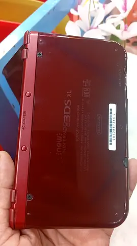 New Nintendo 3DS XL with 3 Games