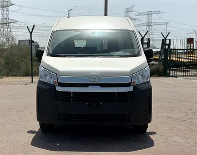 Toyota hiace VAN 3,5L manual Model 2026