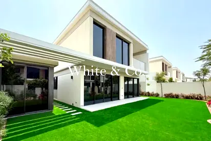 Vacant July | Upgraded Unit | Landscaped