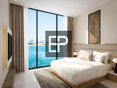 Waterfront 1 Bedroom | Panoramic Skyline Views | Furnished