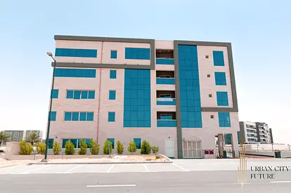LOWEST PRICE- SPACIOUS LAYOUT - VIEWING ANYTIME