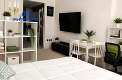Elegant &amp; Redesigned Studio | Vacant | Perfect for End-Users &amp; Investors