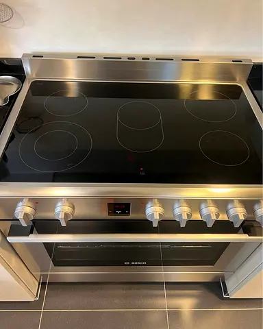 Bosch Series 8 Model 90×60 cm 5 Rings Full Electric Ceramic Cooker Range
