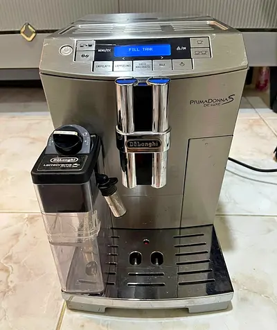 DeLonghi PrimaDonna S De Luxe Automatic Coffee Machine - Stainless
