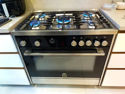 La Germania Italian Top 5 Burner Gas Down Oven Electric Cooker Range Size 90cm