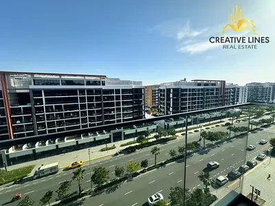 FULLY FURNISHED//CHILLER FREE//PRIME LOCATION