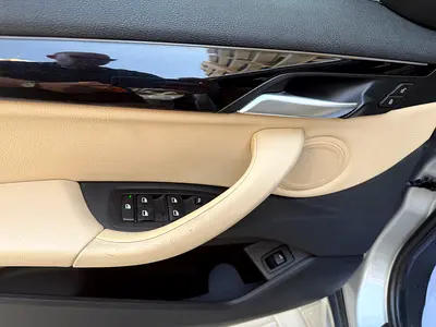 2017 BMW X1 — миниатюра 13