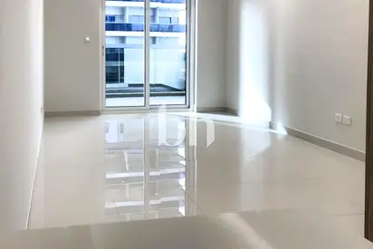 Rented | Modern | Large Modern | Vacant soon