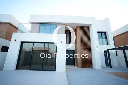 Luxury 4BR Villa | Prime Single Row | Elite Living