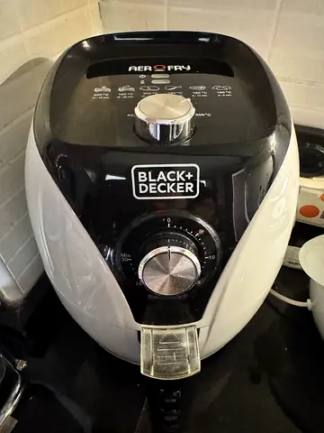Black+Decker 3.5L Air Fryer (1500W) - White/Black
