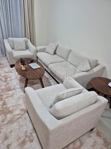 Light beige 3-seater sofa set with armchairs and side tables