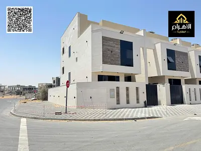 Two-story stone villa with a roof, including registration fees – an unmissable opportunity – a luxurious modern villa in Al-Haliou 2 | 5 master bedroo