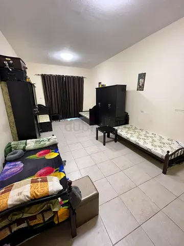 Male Bed Space | Special price 1k (was 1.5k) | 2 min from Metro  Bus Stop | Barsha Height