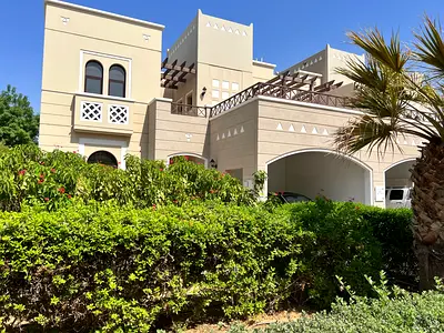 4 BEDROOMS + MAIDS- VILLA -READY TO MOVE