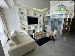 Stylish Furnished Studio with Modern Decor