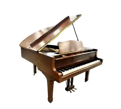 Yamaha C3 Grand Piano – Walnut (Reconditioned)