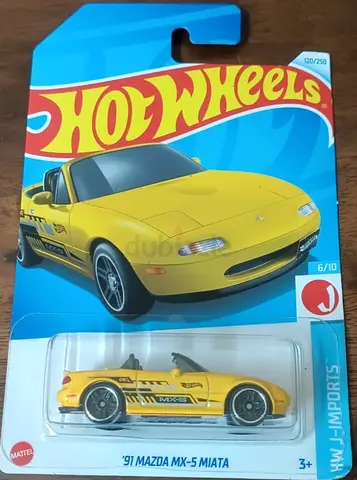 Hot wheels Mazda mx 5 miata yellow