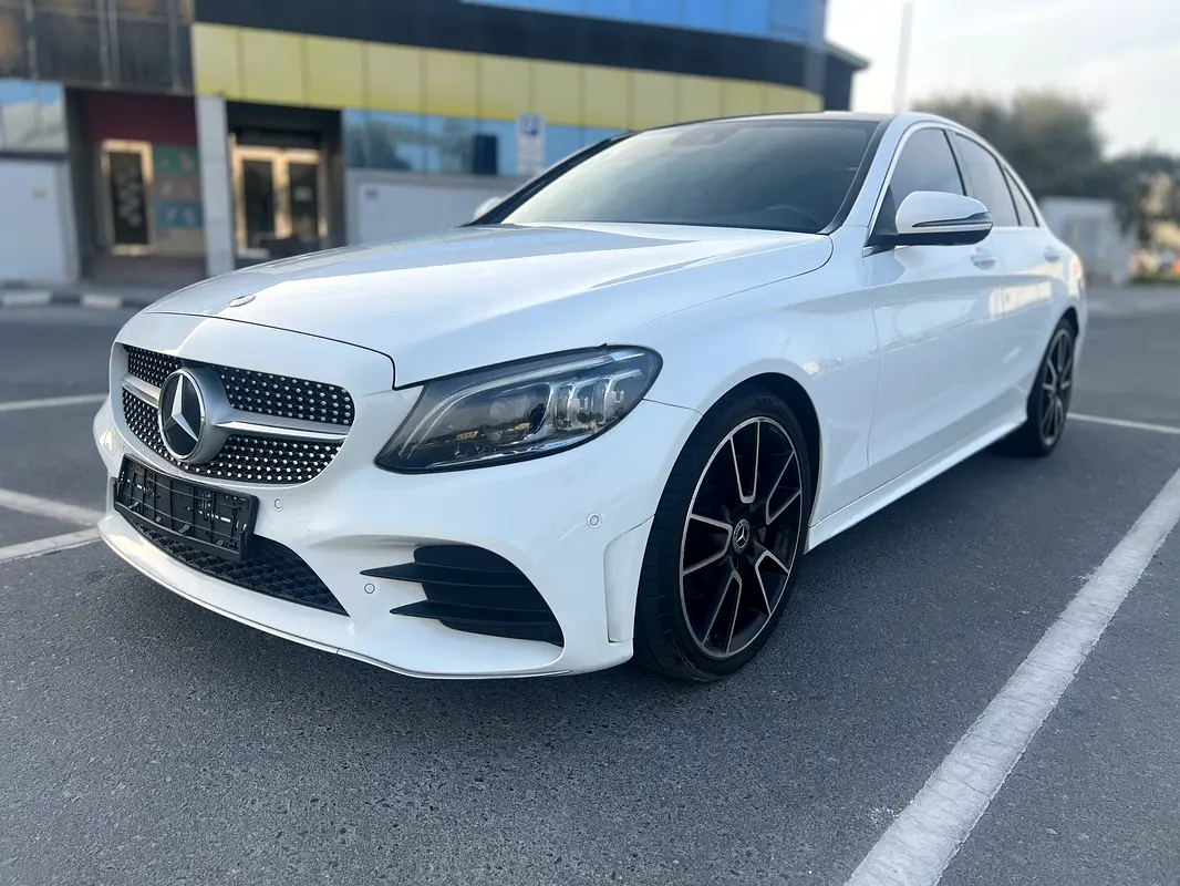 Mercedes-Benz C-Class 2020 — photo 1 of 13
