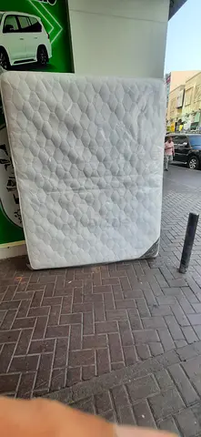 160x200cm Queen size mattress.  Same day delivery available