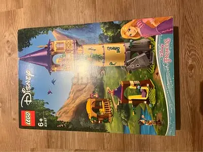 FLASH SALE BRAND NEW LEGO 43187 DISNEY RAPUNZEL TOWER