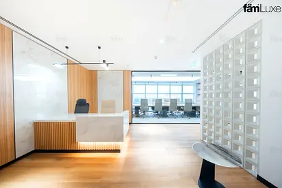 5 Parkings | Fully Turnkey | Community Expert