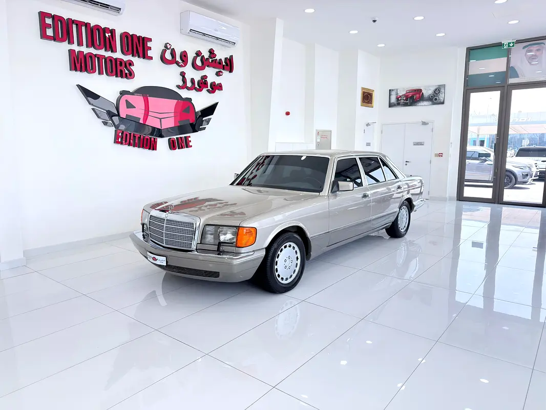 Mercedes-Benz SEL-Class 1990 — photo 1 of 10