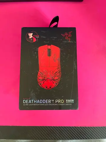 Razer deathadder V3 Pro Faker Edition