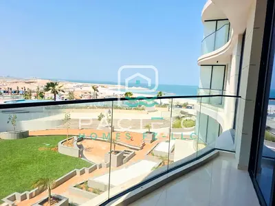 BEACHSIDE LIVING | BRAND NEW| WATERFRONT LIFESTYLE
