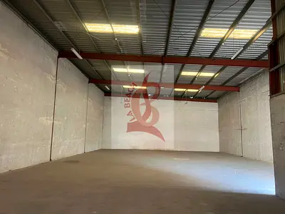 Warehouse for rent in Umm Ramool