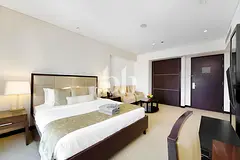 Furnished | High floor | Vacant April