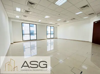 قطعة أرض تجارية متاحة | مجمع دبي للاستثمار 1 | الوصول إلى الطريق الرئيسي