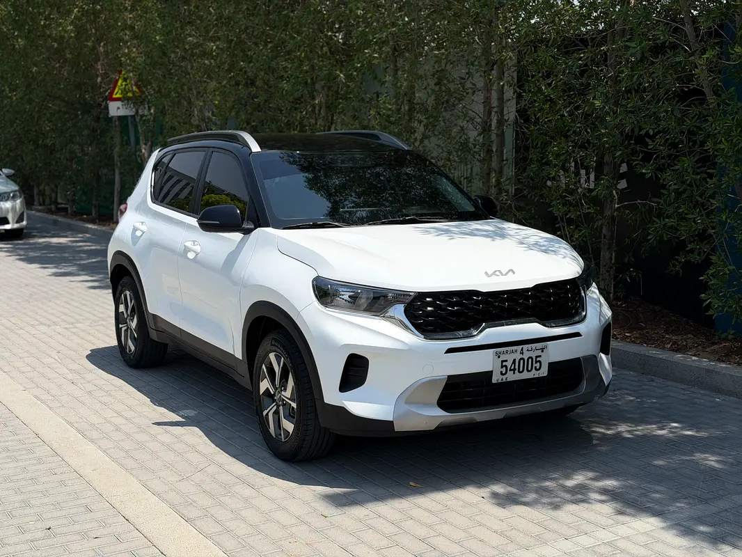 Kia Sonet 2024 — photo 1 of 15