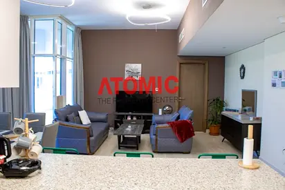 Fully Furnished | Upgraded 2 Bed | 2 Parking Space
