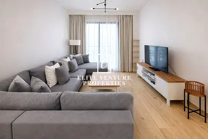 CLOSE TO SCHOOL | GREAT INVESTMENT | OPEN LIVING | LARGE LAYOUT