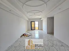 Look like A new 2 Bhk Apprtment In Cheap price For Family