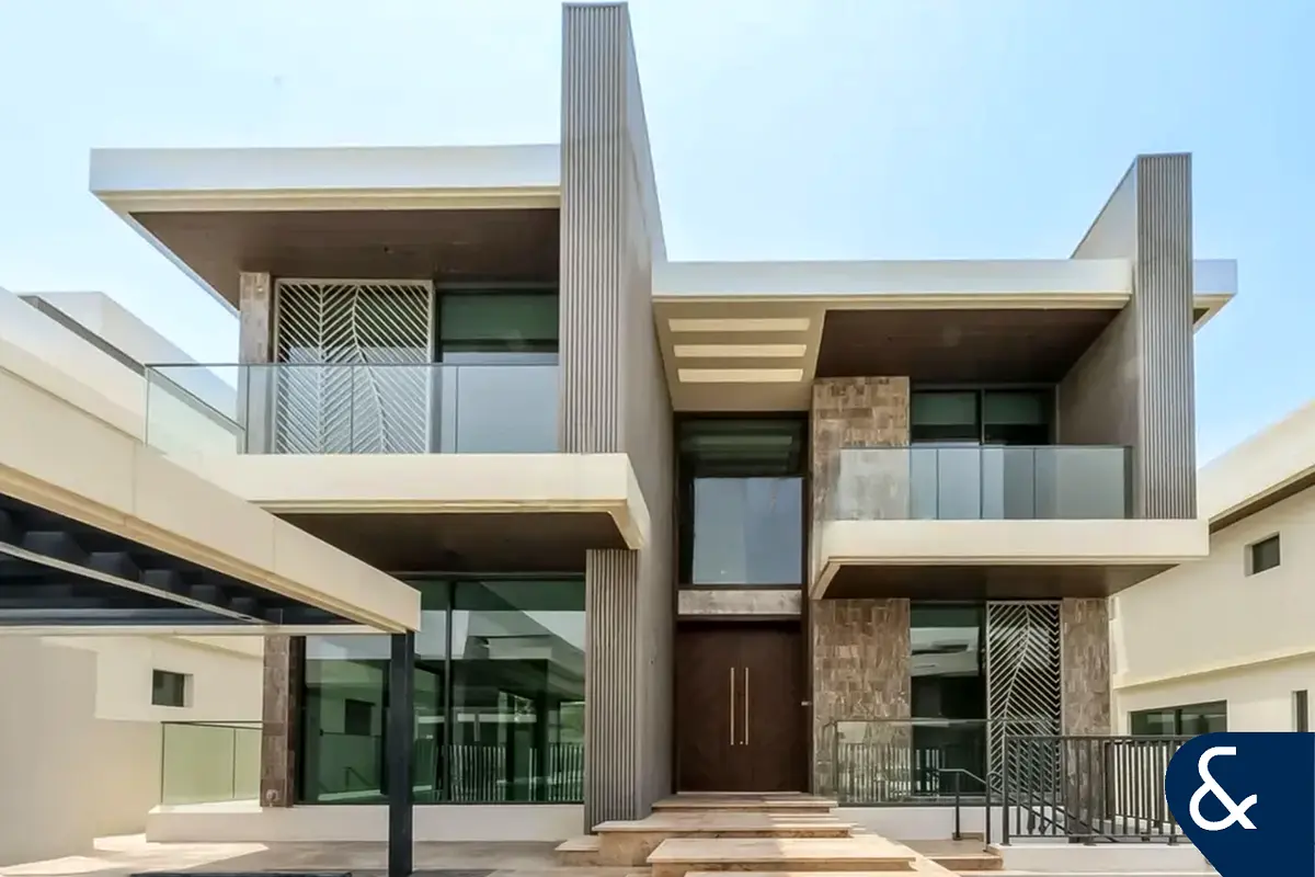 Luxury Mansion | Basement Parking | Golf View