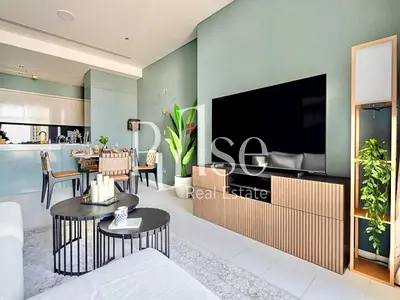 Fully Furnished 1BR | Stunning DIFC and Sea View