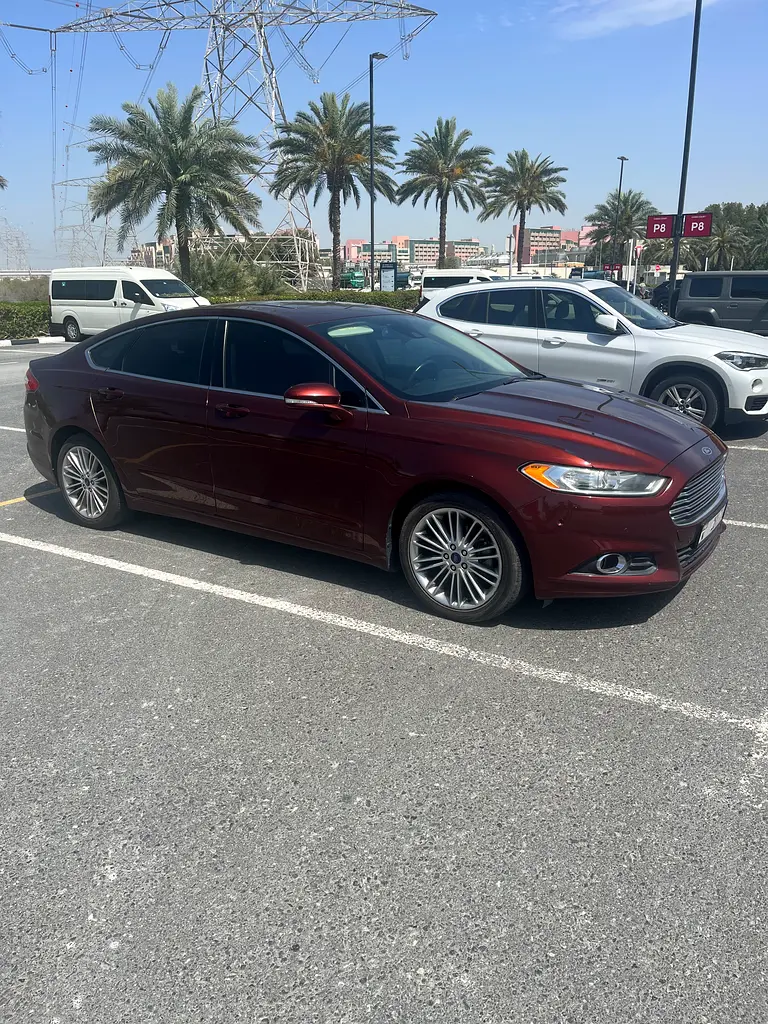 Ford Fusion 2016 — photo 1 of 8