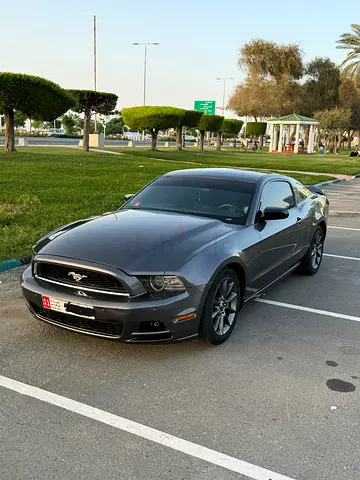 Ford Mustang 2014 V6 American specs