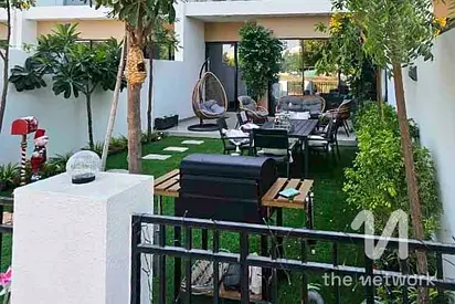 Fully Furnished | Negotiable | Single Row