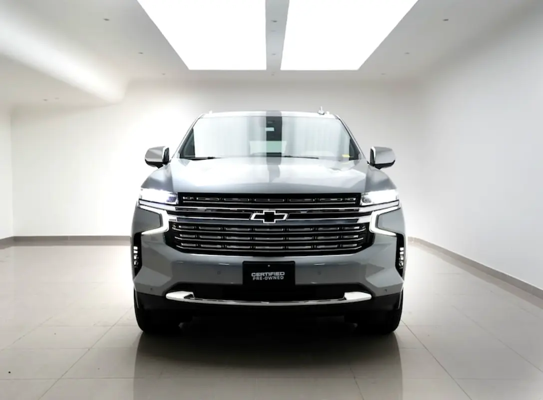 Chevrolet Tahoe 2023 — photo 1 of 9