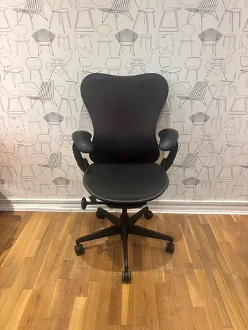 Herman miller Mirra chair