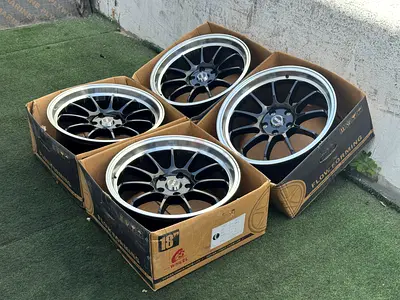 18Nice wheels 18