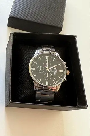 Unwanted gift NEVER USED! for only AED 50 (UNISEX)
