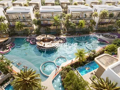 Massive Corner Mansion | Rare 6BR Layout