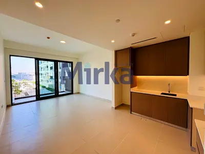 Vacant 1BR | Prime Location | Great Investment